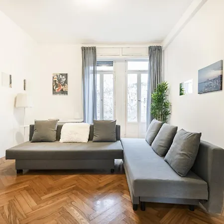 Easylife - Di Stile In Buenos Aires Apartment Milan